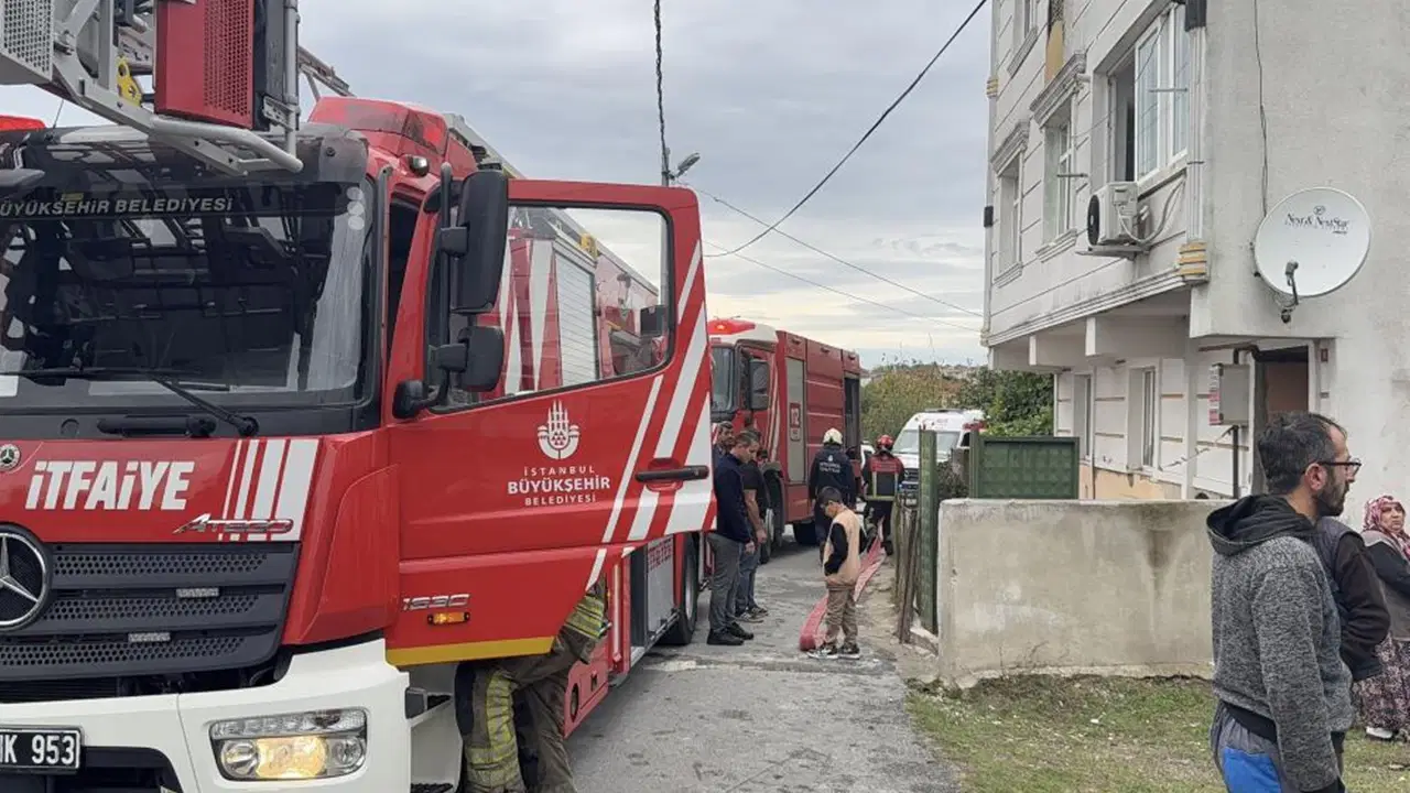 Faciadan dönüldü: Alevlerin arasından 2 çocuk kurtarıldı!