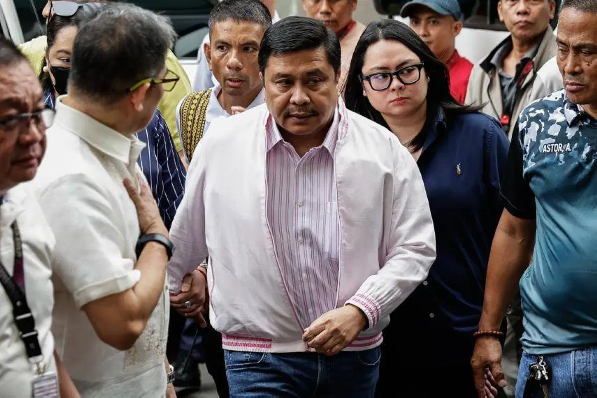 Filipinler’de yolsuzluk soruşturması