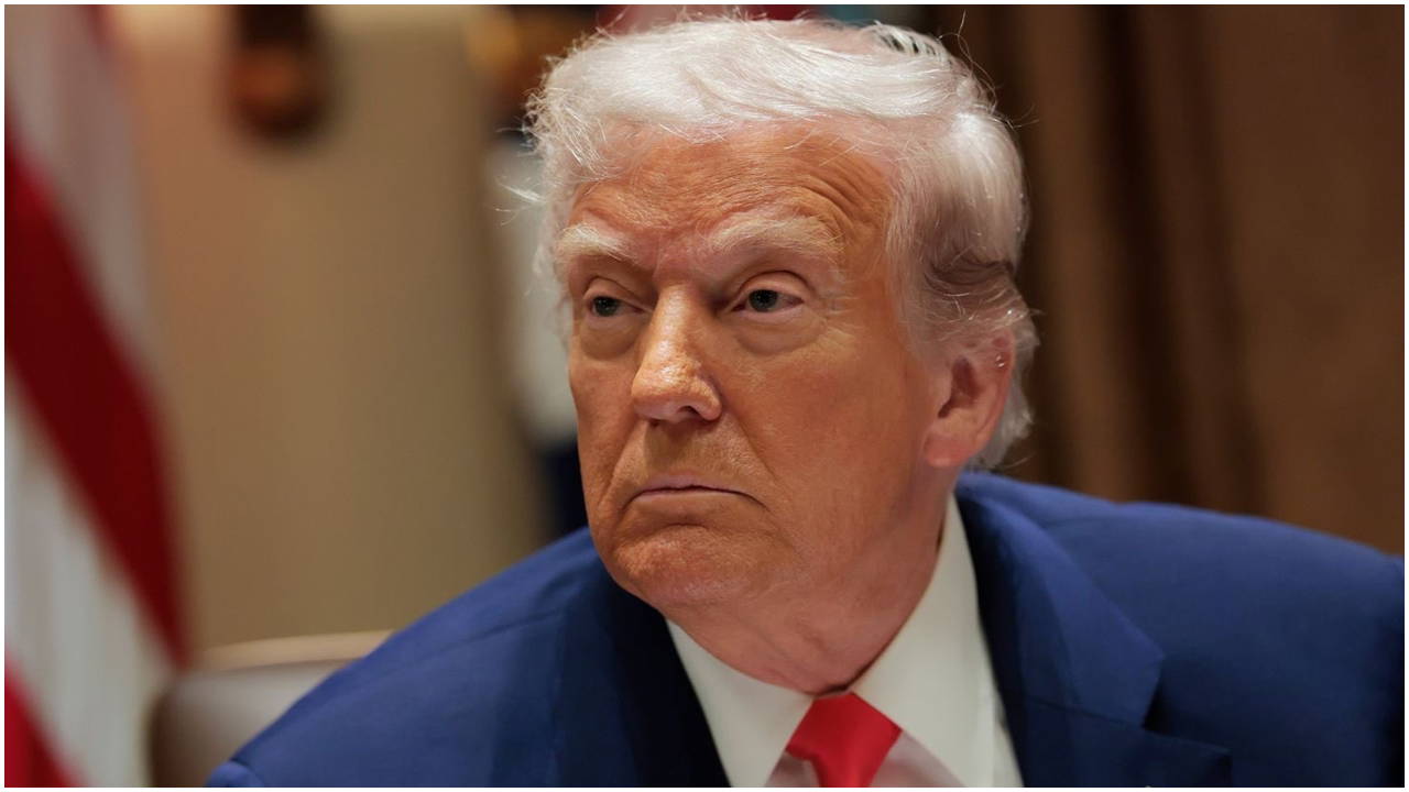Trump'tan İran'a yeni tehdit: 'Çok sert vuracağız'
