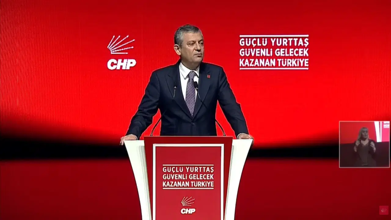 Özgür Özel 'CHP'nin iktidar' programında konuşuyor