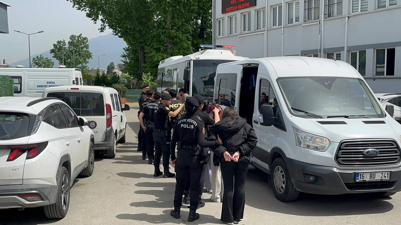 'Uzlaştırıcı avukat' dolandırıcılığı: 12 kişiye tutuklama