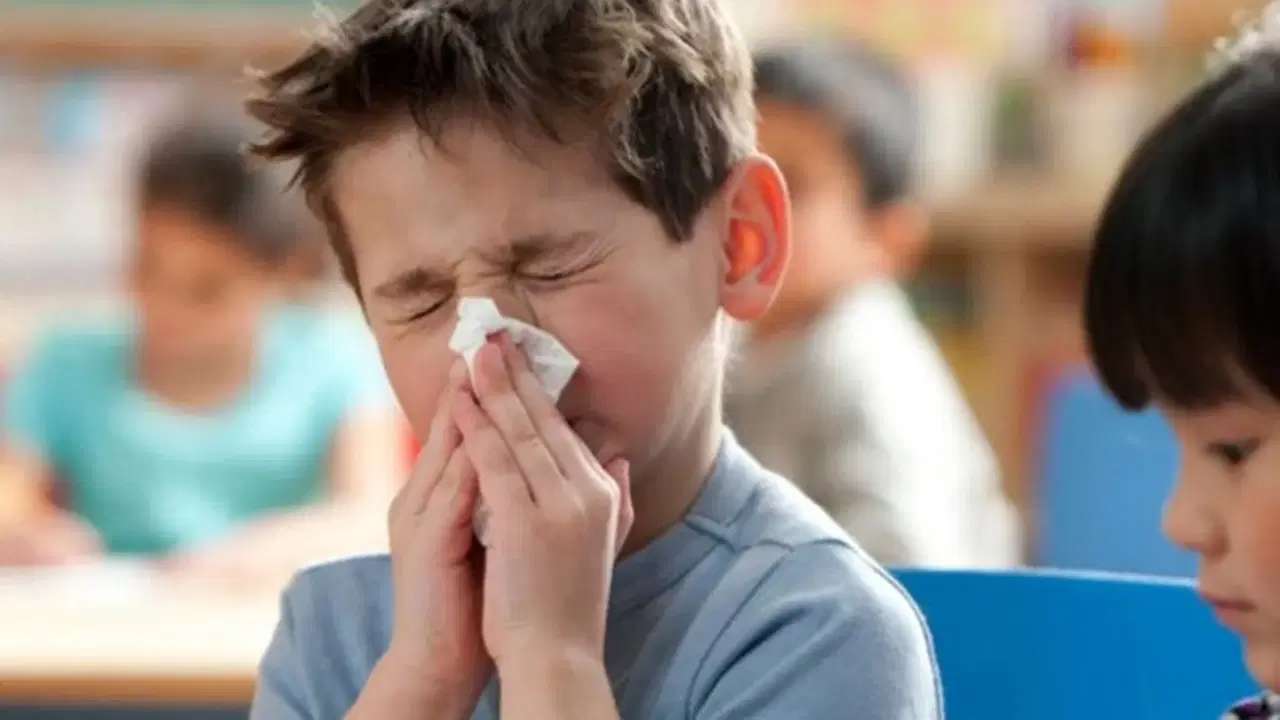 Çocuklarda koyu burun akıntısına dikkat!