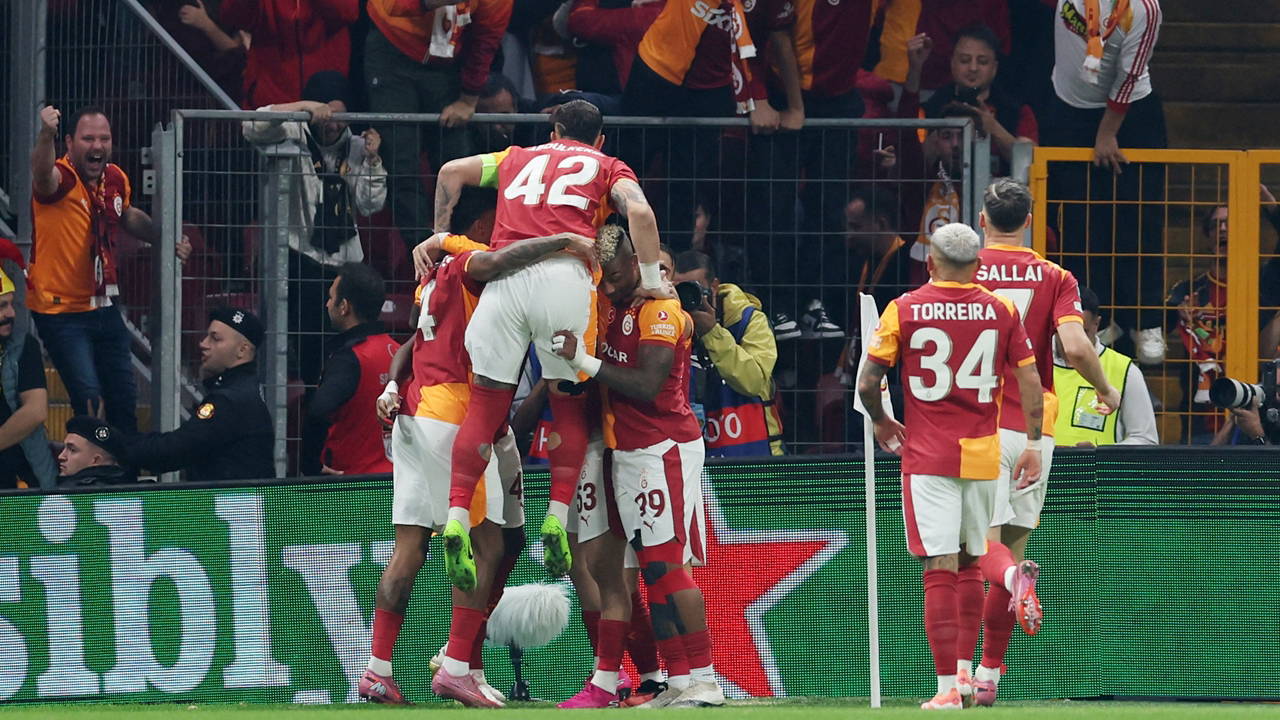 Galatasaray 13 yıl sonra UEFA Şampiyonlar Ligi'nde bir ilkin peşinde!