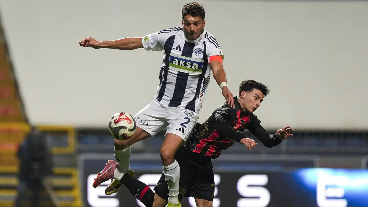 Fenerbahçe maçı öncesi Kasımpaşa'ya kötü haber!