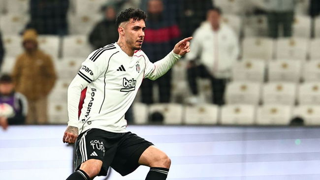 Emirhan Topçu'dan Beşiktaş'a kötü haber