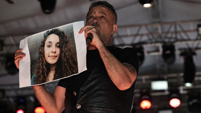 Haluk Levent, Gülistan Doku için söyledi