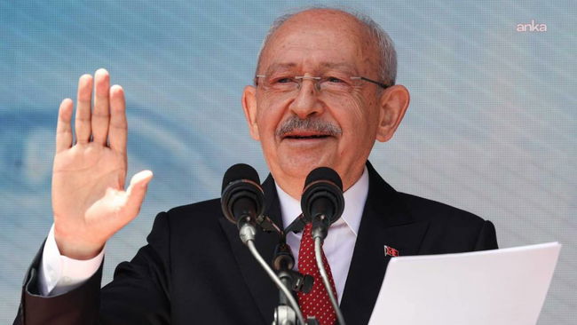 CHP'nin Facebook ve Instagram hesapları devredildi