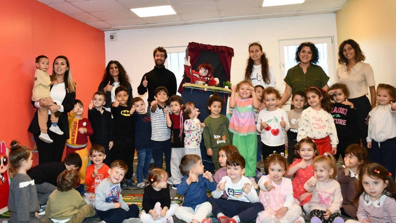 Artvin’de minikler kuklalarla buluştu