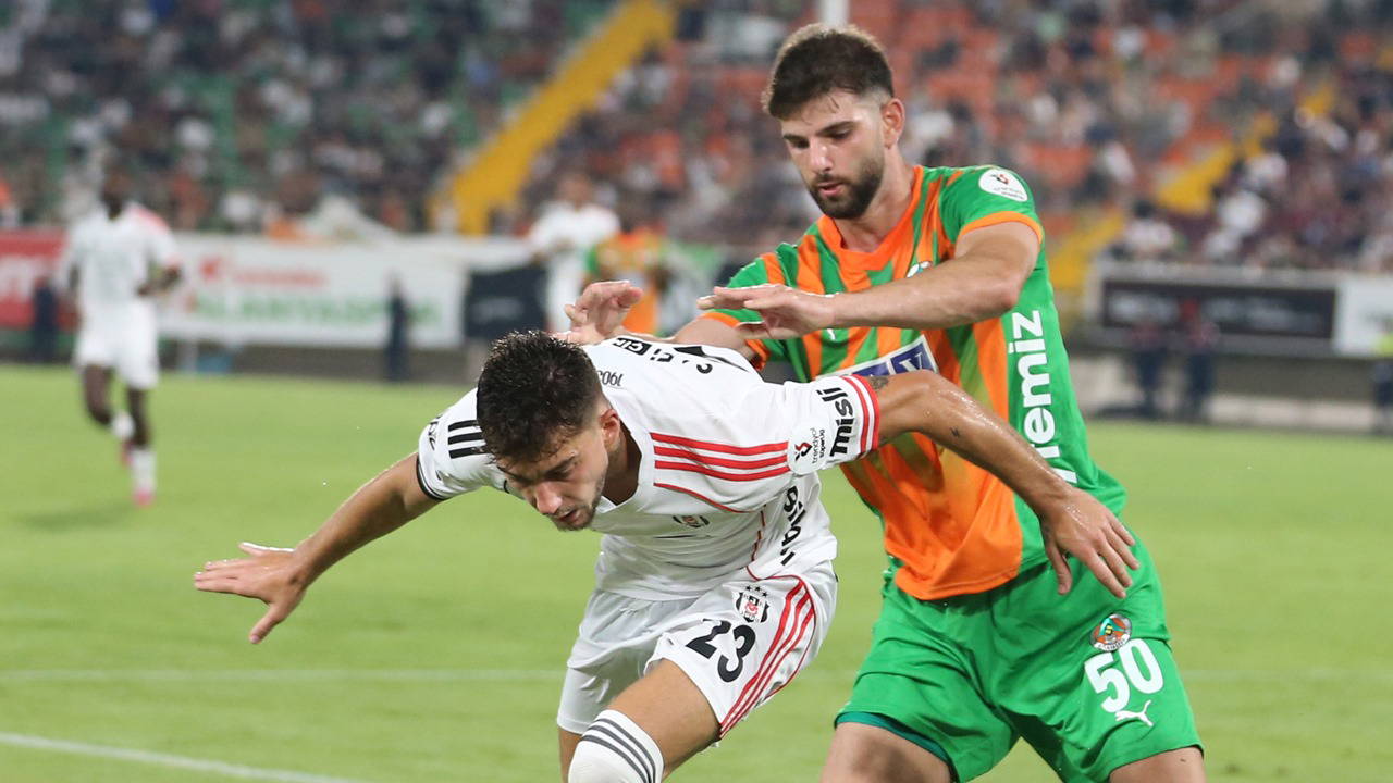 Mircea Lucescu'dan Ümit Akdağ açıklaması!