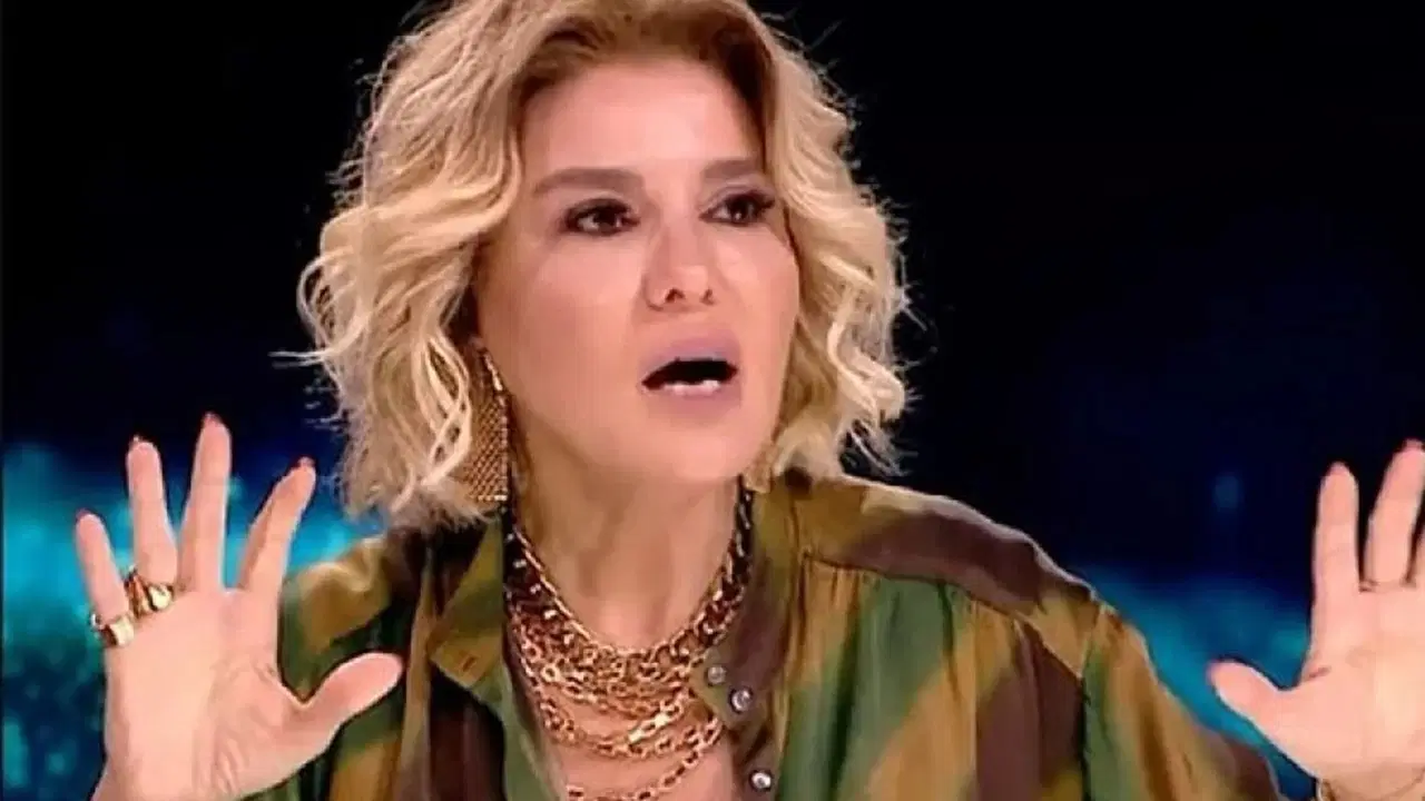 Gülben Ergen'den, ünlülerin uyuşturucu test sonuçlarının paylaşılmasına tepki: 'Neden insanların bu kadar özelini açıklıyorlar?'