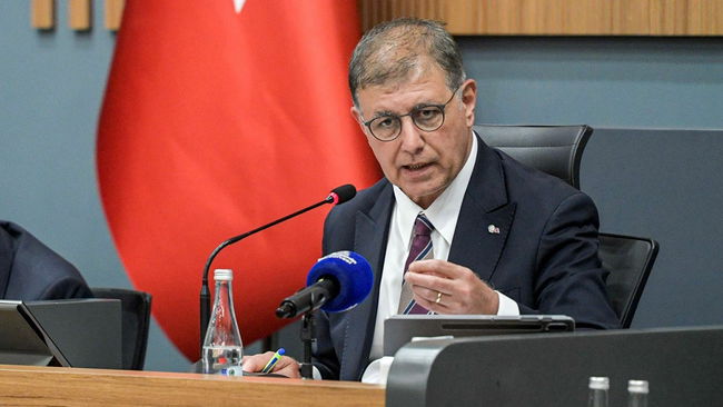 Cemil Tugay'dan AKP'ye salvolar!