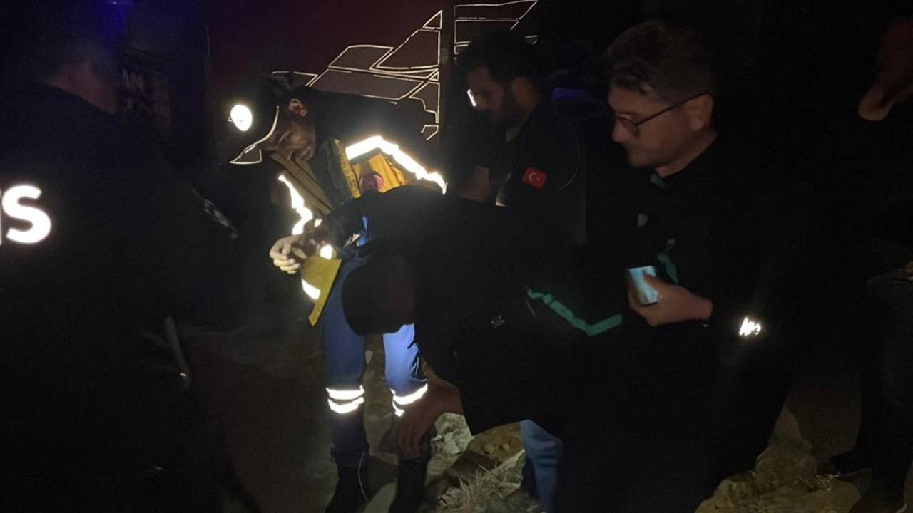 Kamyonunda yaralı halde bulunan şahıs hastaneye kaldırıldı