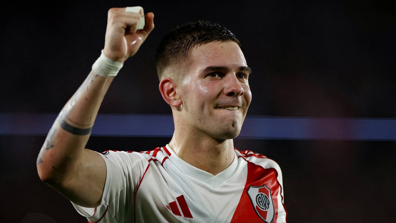 River Plate'in rakibi Urawa Red