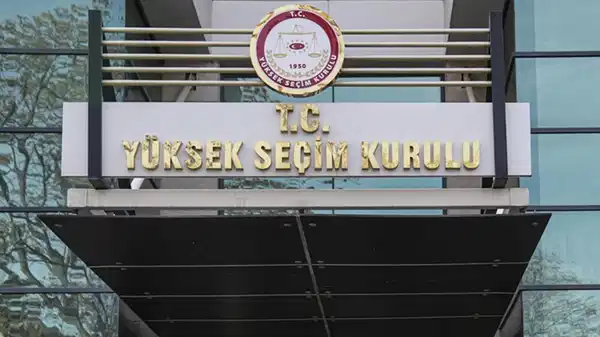 Gözler saat 14.00'te... YSK kararını açıklayacak: Mahkemeden CHP İstanbul İl Kongresi için durdurma talebi!