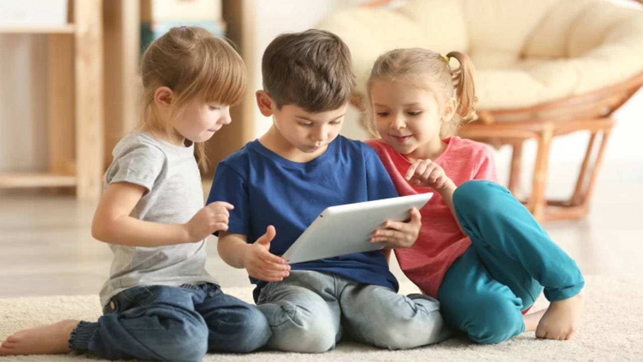 ’Çocuklarda tablet kullanımına sınır konulmalı’