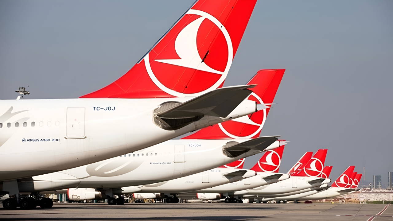 THY'de 'Hedef 12' dönemi: Çalışanların maaşında yüzde 20'ye varan kayıp!