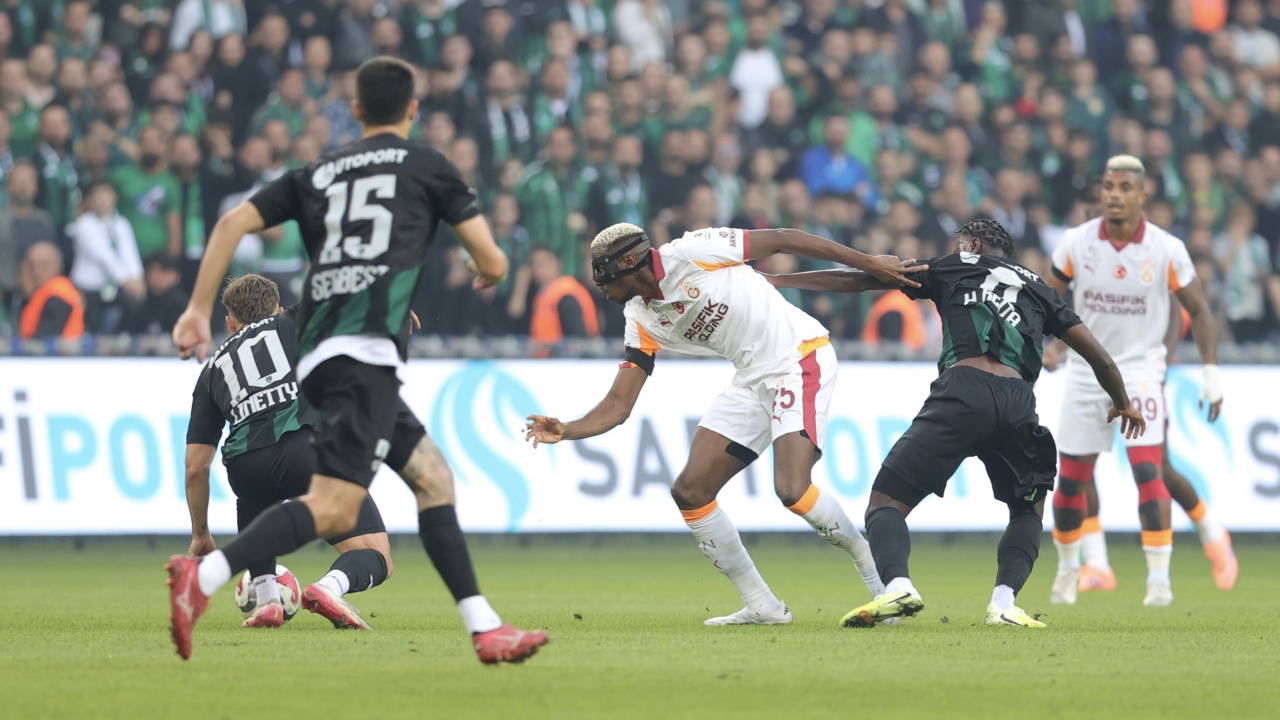 VAR kayıtları açıklandı: İşte Osimhen'in iptal edilen golünün nedeni!