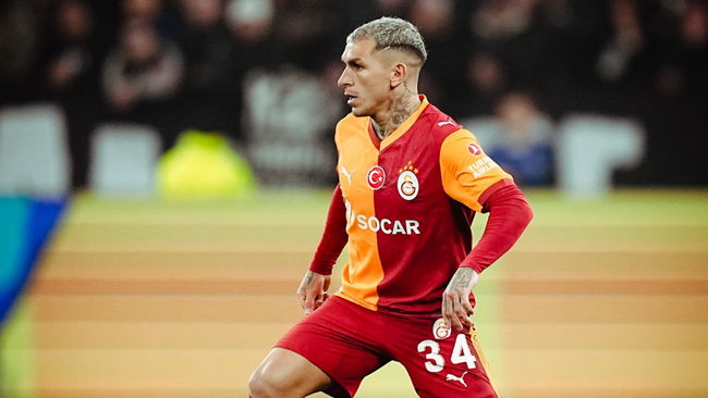 Yıldız futbolcuya yumruklu saldırı...
