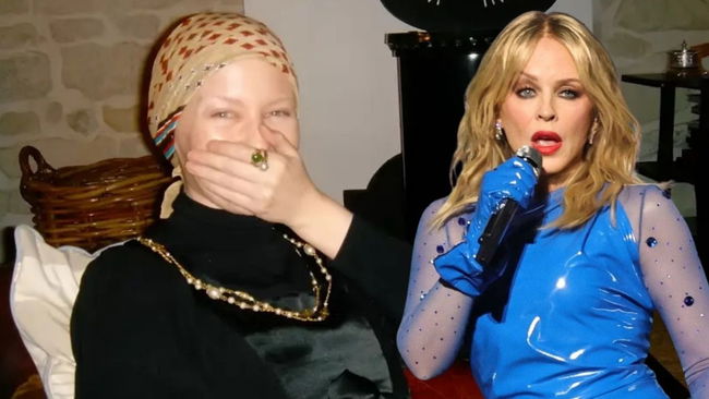  Kylie Minogue: 'Kanserle ikinci kez gizlice mücadele ettim'