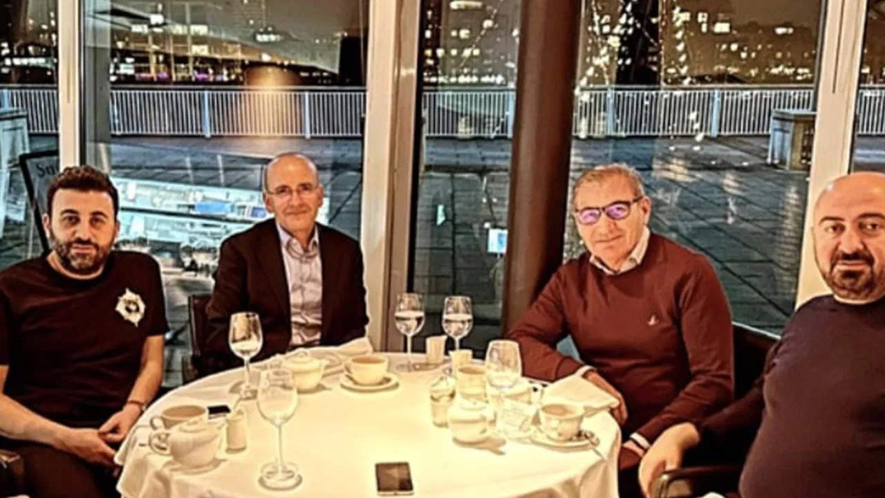 Bakan Şimşek'ten 'İngiltere' haberine tepki: 'Batmanlı hemşerimle Londra'da ziyaretime gelmiş kişiyi tanımıyorum'