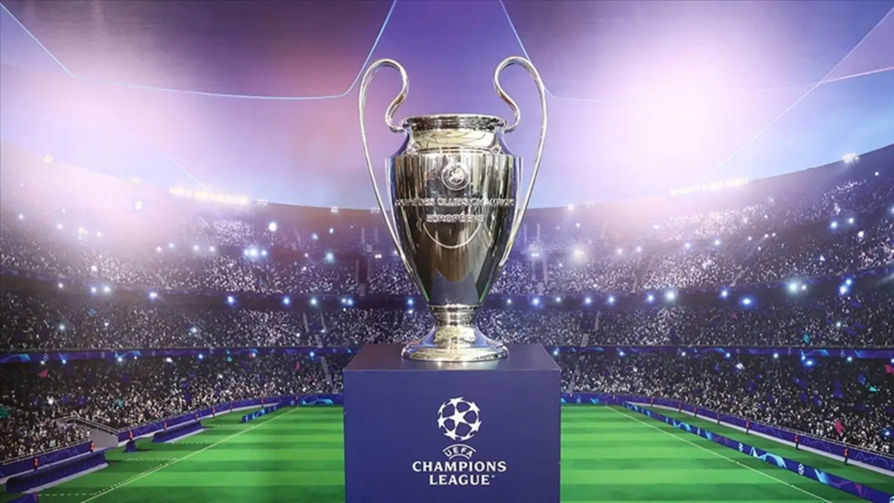 UEFA Şampiyonlar Ligi'nde bir üst tura çıkan 12 takım belli oldu!