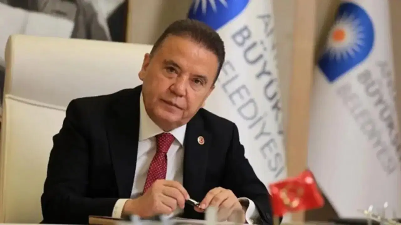 Antalya Belediye Başkanı Muhittin Böcek hakkında 702 sayfalık iddianame hazırlandı: Rüşvet yerine irtikap suçlaması!