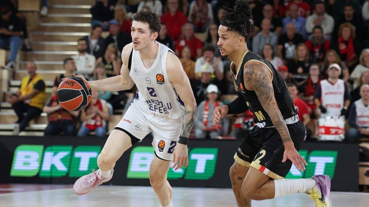 Anadolu Efes, Monaco deplasmanında farklı mağlup