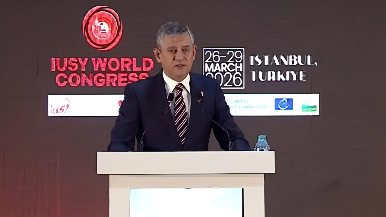 CHP lideri Özgür Özel'den Uşak Belediyesi'ne yönelik operasyona ilk tepki!