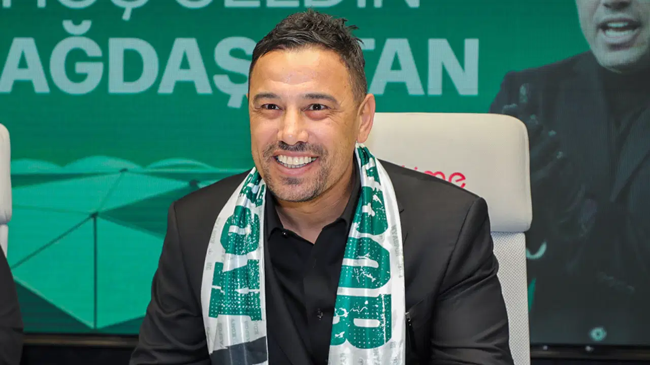 Konyaspor'da Çağdaş Atan dönemi resmen başladı!