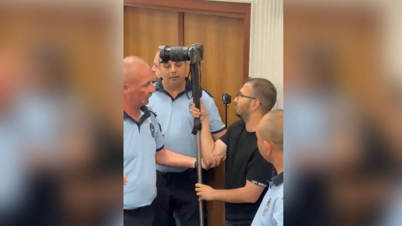 Aydın'da Belediye Meclisinde tartışma: CHP’li Yetişkin’in konuşması engellendi