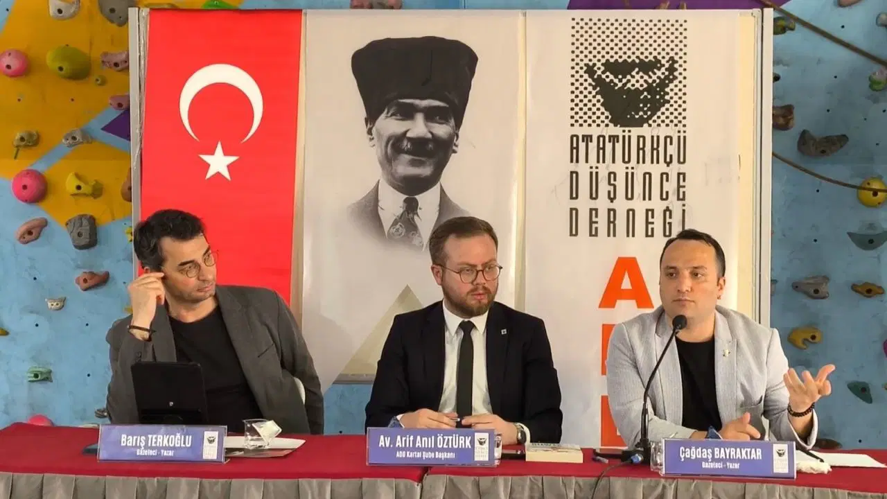 Kartal’da 'Aydın Sorumluluğu' paneli: Kumpasları anlamadan bugünü değiştiremeyiz