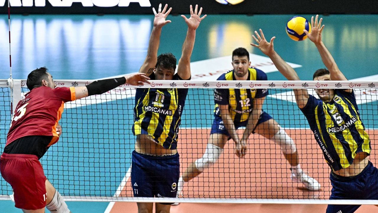 Derbide gülen taraf Galatasaray oldu!