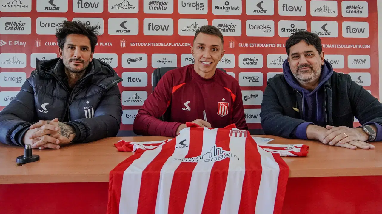 Fernando Muslera yeni kulübüne resmi imzayı attı: Sözleşmesi belli oldu!