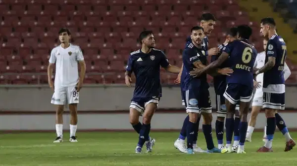 Erzurumspor, deplasmanda 3 golle kazandı!