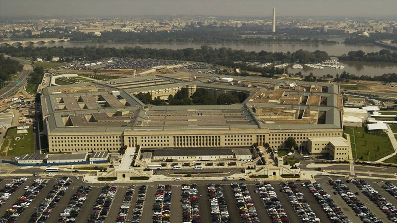 Pentagon'da 'tehlikeli madde' alarmı: 'Karantina' ve 'tahliye' kararı