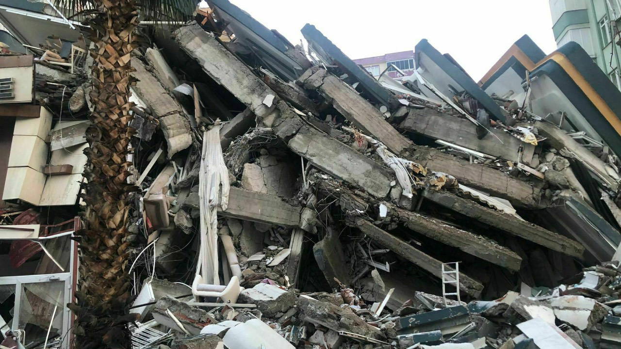 Depremde 19 kişiye mezar olan Fazilet Apartmanı davası: Dosya mütalaa için savcılığa gönderildi