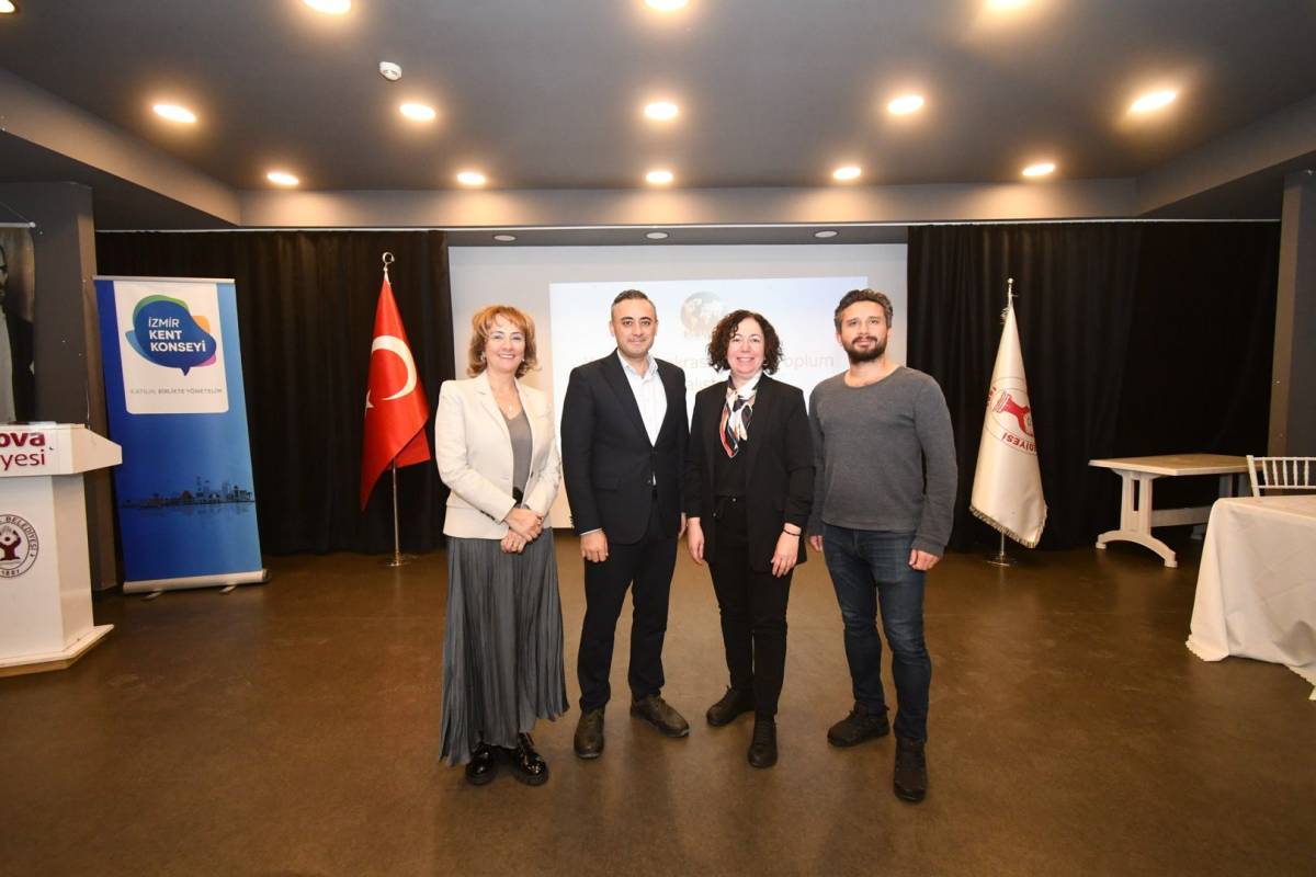 Yerel Demokrasi ve Sivil Toplum Çalıştayı İzmir’de başladı