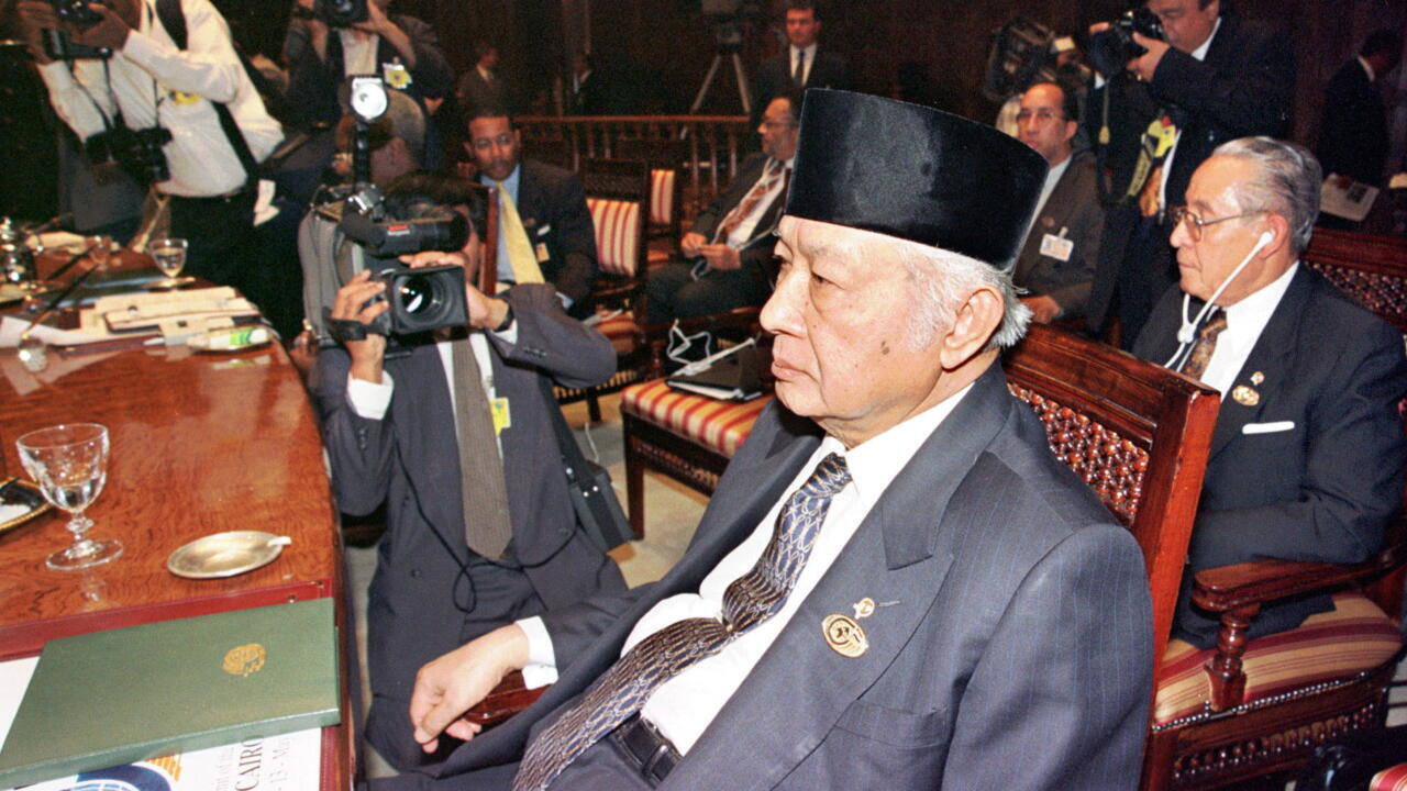 Endonezya lideri, kayınpederini 'ulusal kahraman' ilan etti