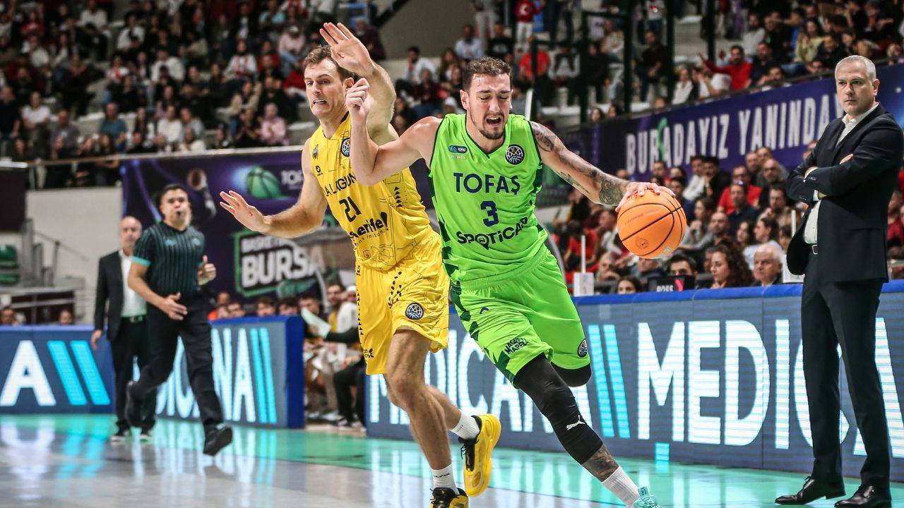 Tofaş, sahasında Tenerife'ye mağlup oldu