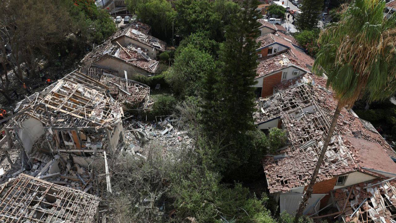İran füzeleri İsrail’i sardı: Yaralı sayısı katlanıyor