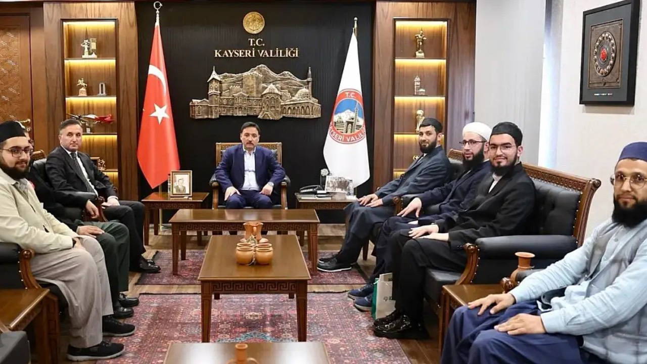 Kayseri Valisi’ne İsmailağa cemaati ziyareti: ‘Valilik makamı; cemaatlerin meşruiyet aradığı bir yönetim merkezi değildir!’