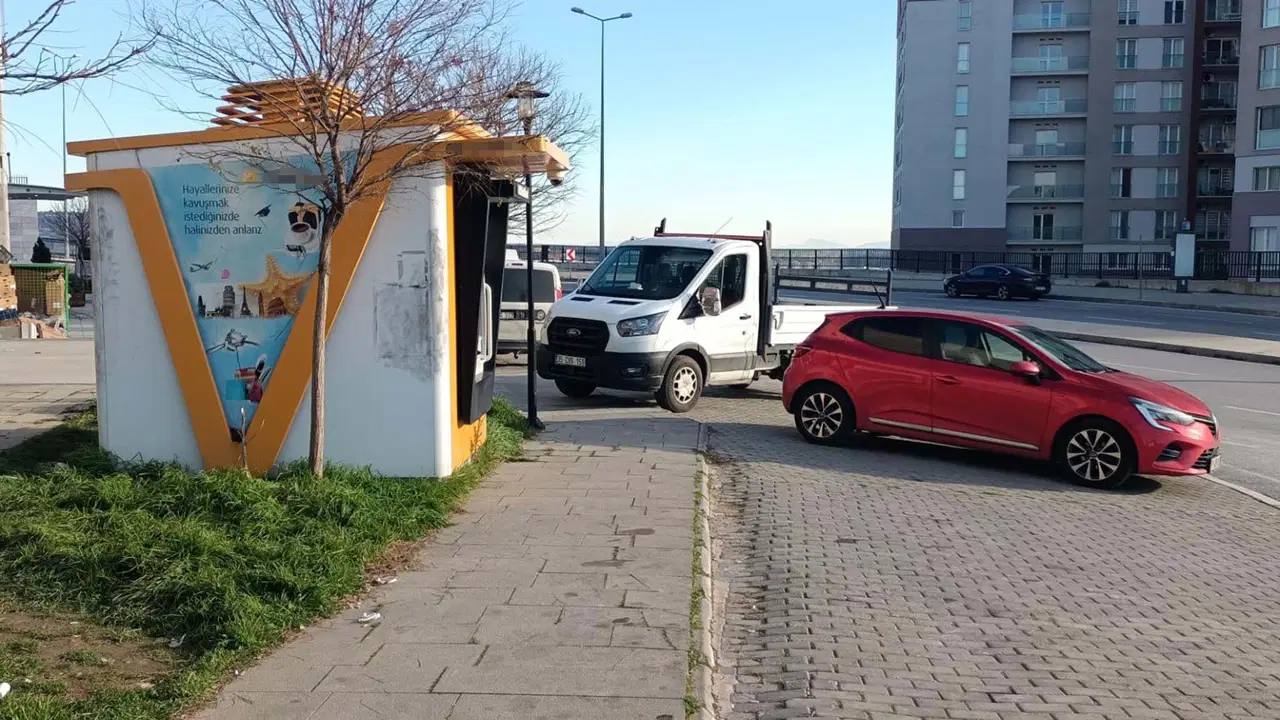 Banka aracında görevli 2 personeli etkisiz hale getirip 30 milyon lirayı gasbettiler!