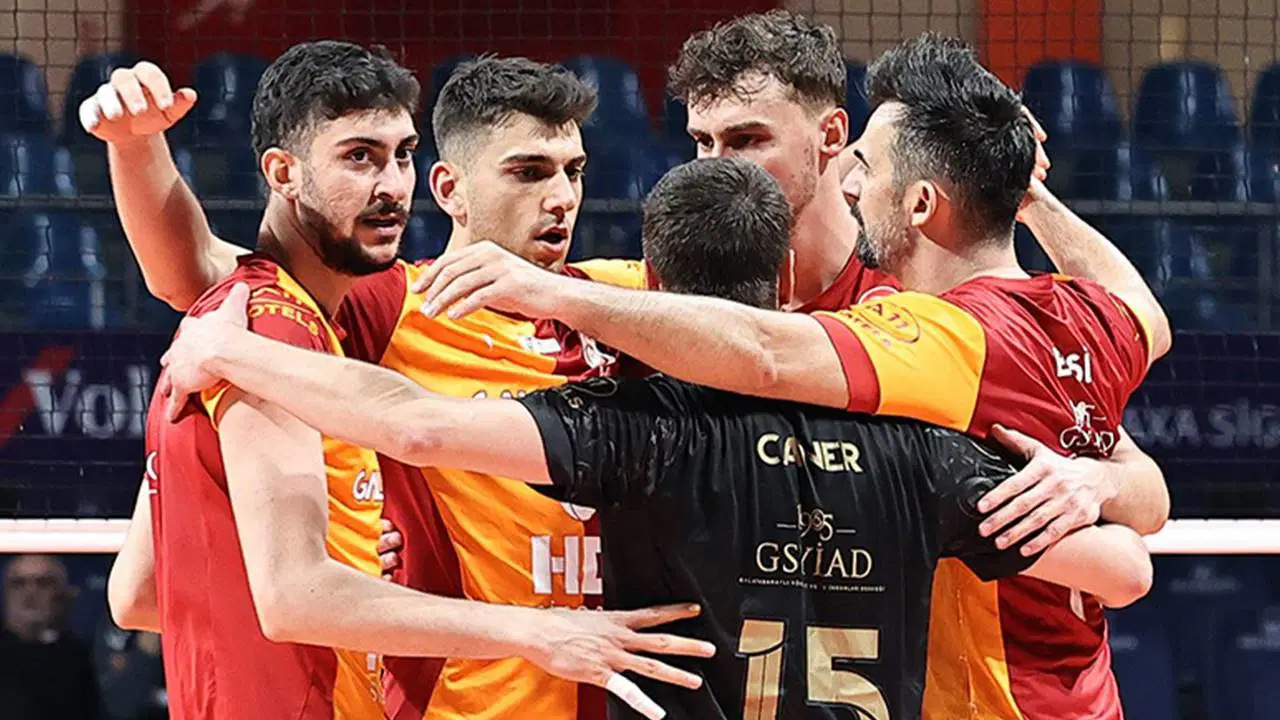 Kupa Voley'de ilk yarı finalist Galatasaray!