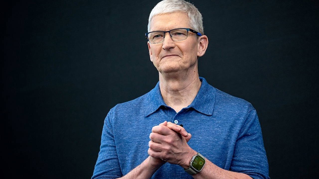 Apple CEO'su Tim Cook'tan dikkat çeken tavsiye: 'Akıllı telefonlara ara verip dışarı çıkın'