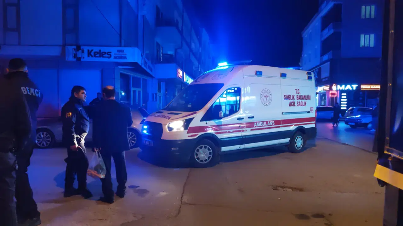 Aksaray’da satırlı kavga; 1 ağır yaralı