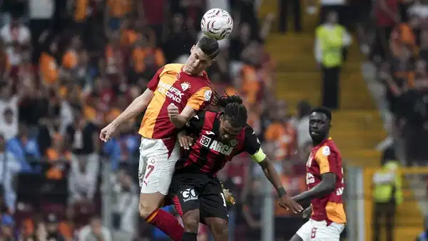 Spor yazarları Galatasaray - Çorum FK maçını yorumladı: 'Puan kaybının sorumlusu transferleri geciktiren yönetimdir'