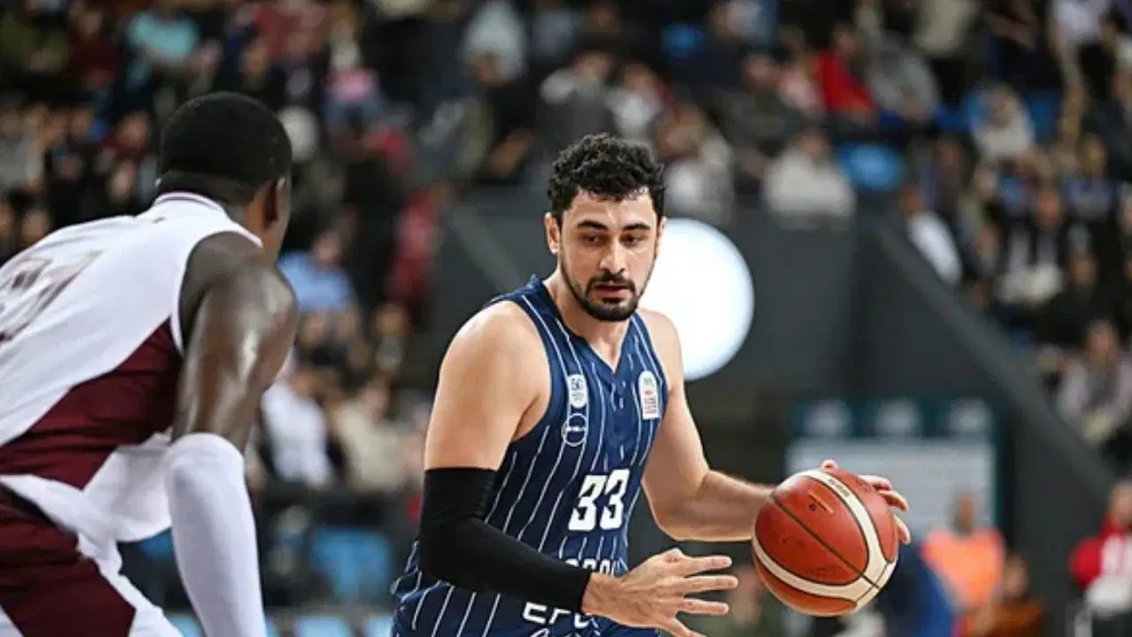 Anadolu Efes'ten sakatlık açıklaması