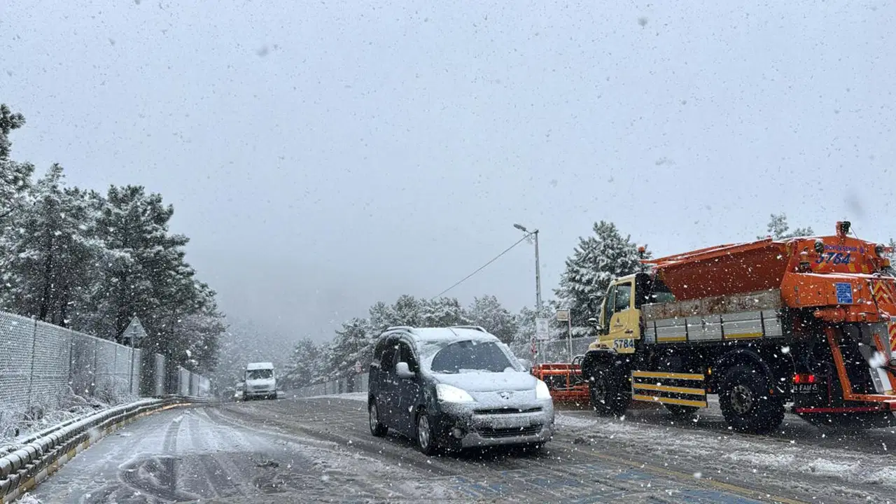 AKOM'dan fırtına ve kar uyarısı: Pazartesi gününe dikkat çekildi