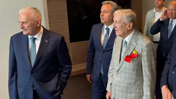 'Kürt kadın fıkrası' tepki çekti, soruşturma başlatıldı: Rahmi Koç özür diledi