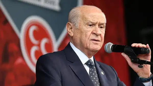 Bahçeli Maduro'ya yapılanları 15 Temmuz'a benzetti